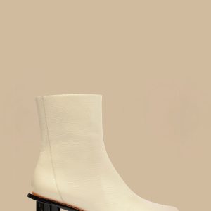 Short Square Toe Boot
 – FARM Rio