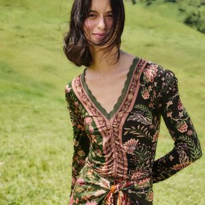 Mixed Winter Garden Long Sleeve Blouse